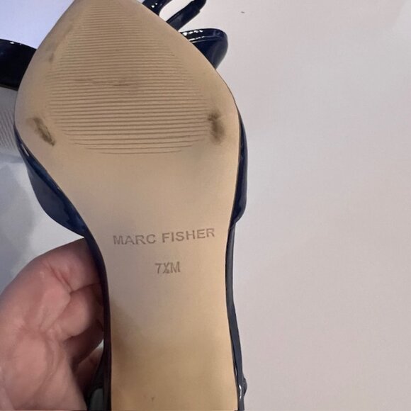 Marc Fisher Hadya Dark Blue Patent Slingback Pointed Toe Heel 7.5 Like New - Picture 8 of 9